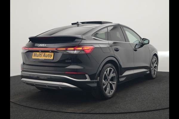 Audi Q4 e-tron 50 Quattro S Line 77 kWh 300pk Dealer O.H. | Trekhaak Af Fabriek | Panodak | Adaptive Cruise | Head Up | Camera | Matrix LED | Lederen Sportstoelen Verwarmd | Sfeerverlichting | Apple Carplay | Keyless | Blis | 20"L.M | Navigatie |