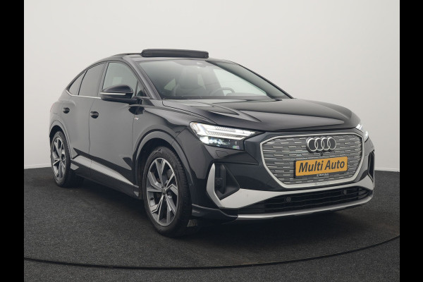 Audi Q4 e-tron 50 Quattro S Line 77 kWh 300pk Dealer O.H. | Trekhaak Af Fabriek | Panodak | Adaptive Cruise | Head Up | Camera | Matrix LED | Lederen Sportstoelen Verwarmd | Sfeerverlichting | Apple Carplay | Keyless | Blis | 20"L.M | Navigatie |