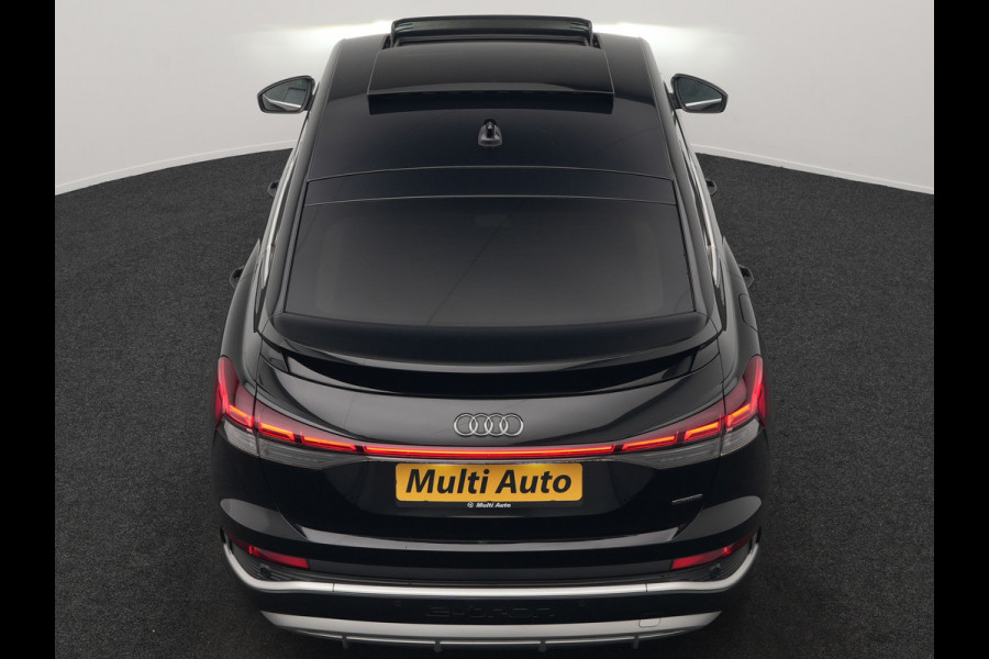 Audi Q4 e-tron 50 Quattro S Line 77 kWh 300pk Dealer O.H. | Trekhaak Af Fabriek | Panodak | Adaptive Cruise | Head Up | Camera | Matrix LED | Lederen Sportstoelen Verwarmd | Sfeerverlichting | Apple Carplay | Keyless | Blis | 20"L.M | Navigatie |