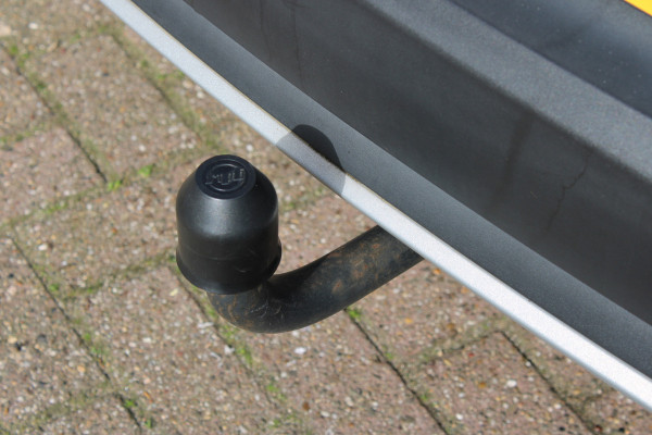 Opel Grandland X 1.6 Turbo Ultimate | Trekhaak | BLIS | Carplay | Navigatie | Trekhaak |