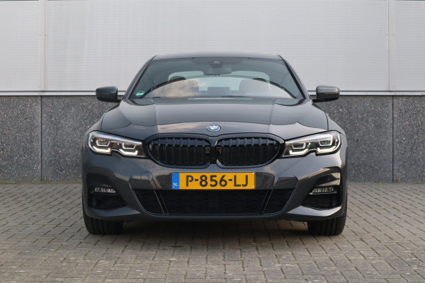 BMW 3-serie 320e M-Sport M Schaalstoelen / Dravit Grau / HiFi / Camera /