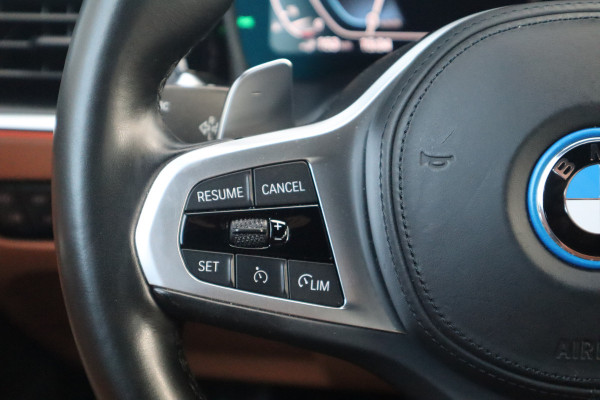 BMW 3-serie 320e M-Sport M Schaalstoelen / Dravit Grau / HiFi / Camera /