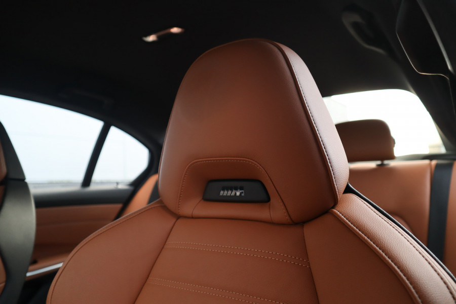 BMW 3-serie 320e M-Sport M Schaalstoelen / Dravit Grau / HiFi / Camera /