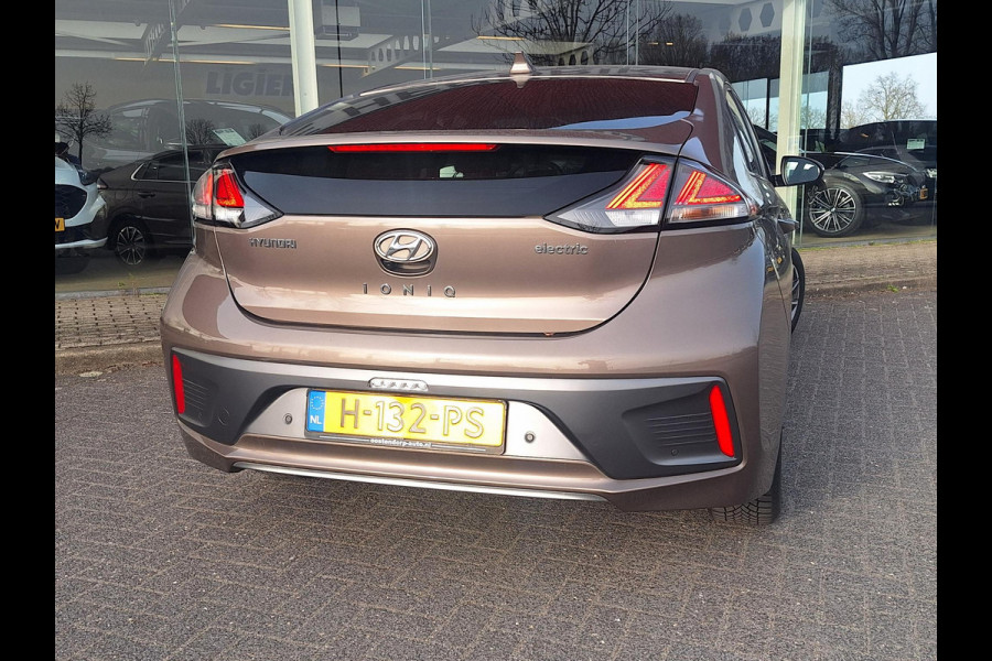 Hyundai IONIQ Comfort EV 38 kWh | SOH: 94,5% | 311km WLTP | Adaptive CC | Full LED | Navi |