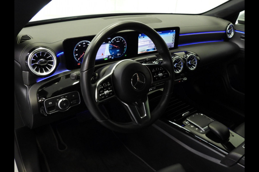 Mercedes-Benz CLA-Klasse Shooting Brake 250e Business NAVI/CAMERA/LED/SFEER/18"LMV!