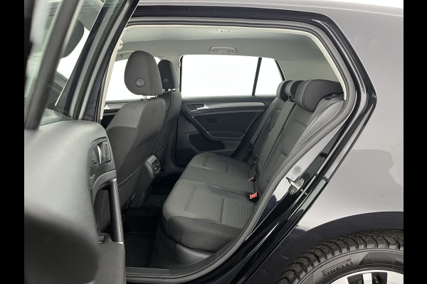 Volkswagen e-Golf {SOH-88%} (INCL-BTW) *HEATPUMP | ADAPTIVE-CRUISE | FULL-LED | DIGI-COCKPIT | NAVI-FULLMAP | CAMERA | KEYLESS | ECC | CCS-FASTLOADER | PDC | 16''ALU*