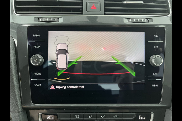 Volkswagen e-Golf {SOH-88%} (INCL-BTW) *HEATPUMP | ADAPTIVE-CRUISE | FULL-LED | DIGI-COCKPIT | NAVI-FULLMAP | CAMERA | KEYLESS | ECC | CCS-FASTLOADER | PDC | 16''ALU*