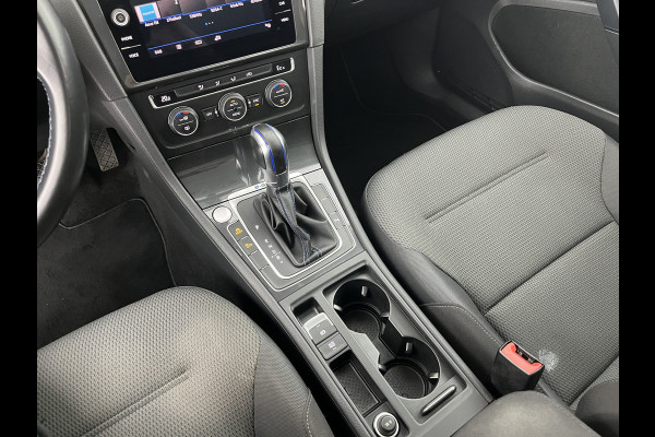 Volkswagen e-Golf {SOH-88%} (INCL-BTW) *HEATPUMP | ADAPTIVE-CRUISE | FULL-LED | DIGI-COCKPIT | NAVI-FULLMAP | CAMERA | KEYLESS | ECC | CCS-FASTLOADER | PDC | 16''ALU*