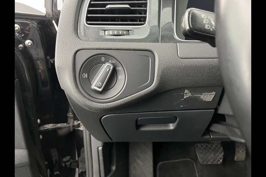 Volkswagen e-Golf {SOH-88%} (INCL-BTW) *HEATPUMP | ADAPTIVE-CRUISE | FULL-LED | DIGI-COCKPIT | NAVI-FULLMAP | CAMERA | KEYLESS | ECC | CCS-FASTLOADER | PDC | 16''ALU*