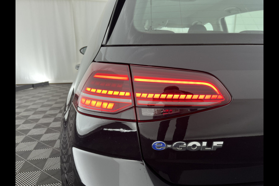 Volkswagen e-Golf {SOH-88%} (INCL-BTW) *HEATPUMP | ADAPTIVE-CRUISE | FULL-LED | DIGI-COCKPIT | NAVI-FULLMAP | CAMERA | KEYLESS | ECC | CCS-FASTLOADER | PDC | 16''ALU*