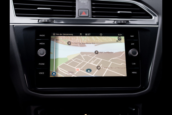 Volkswagen Tiguan 1.4 TSI eHybrid R-Line Business+ | Keyless | Black Style | IQ Light | Elk. A-klep | Prijs Rijklaar!!