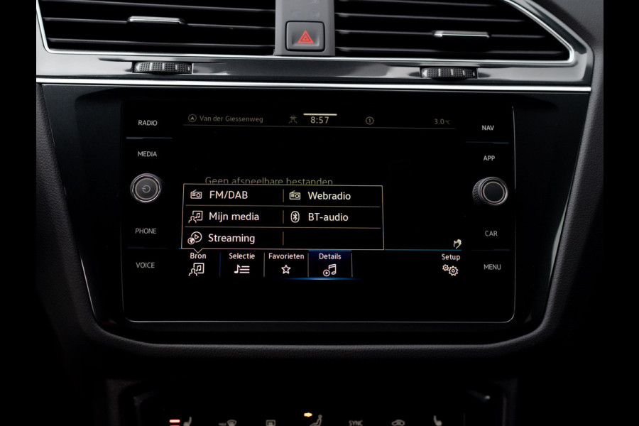 Volkswagen Tiguan 1.4 TSI eHybrid R-Line Business+ | Keyless | Black Style | IQ Light | Elk. A-klep | Prijs Rijklaar!!