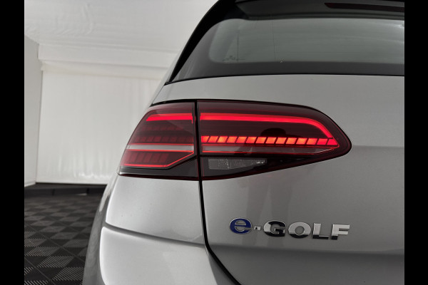 Volkswagen e-Golf {SOH-91%} (INCL-BTW) Aut. *HEATPUMP | ADAPTIVE-CRUISE | DIGI-COCKPIT | FULL-LED | NAVI-FULLMAP | COMFORTSEATS | ECC | PARKPILOT | CCS-FASTLOADER | 16''ALU*
