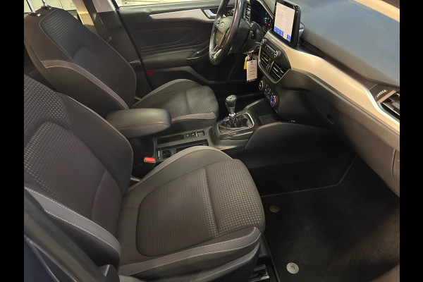 Ford FOCUS Wagon 1.0 EcoBoost Hybrid Trend Edition Business