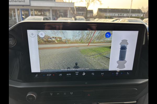 Ford Transit Custom 300 2.0 TDCI L1H1 Limited | SCI | 170pk Automaat | Marge bus |  Trekhaak | Stoelverwarming | Achteruitrijcamera | Full LED Koplampen | 3 zitplaatsen | Prijs incl BTW