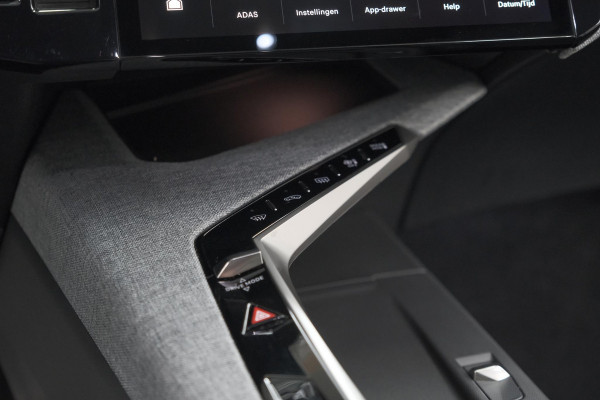 Peugeot 3008 1.2 Hybrid 145 GT | Pack Winter | Camera | Adaptieve Cruise Control | Elektrische Kofferklep