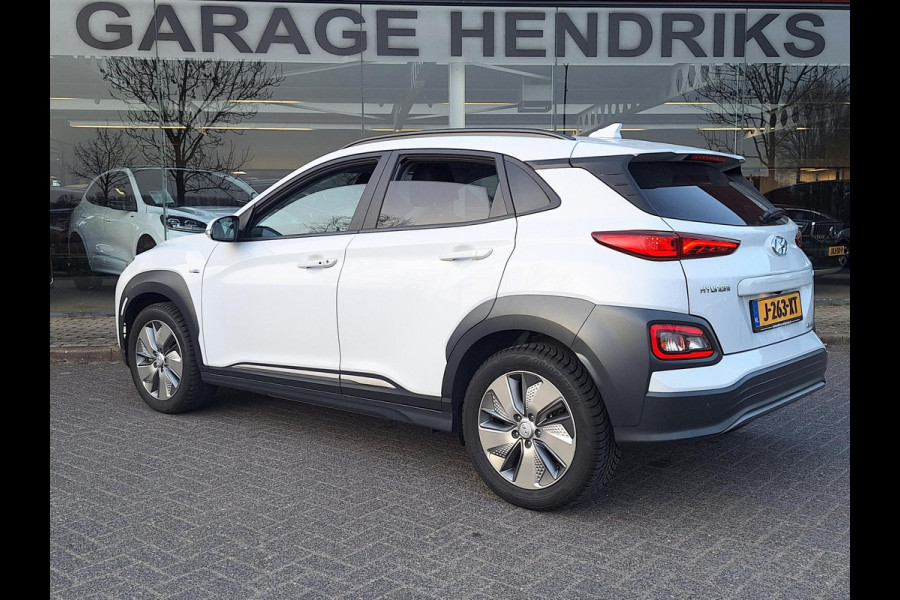 Hyundai Kona EV Fashion 64 kWh | SOH: 96,4% | 3 Fase | Warmtepomp | HUD | Navi | Adaptive CC | Blindspot |