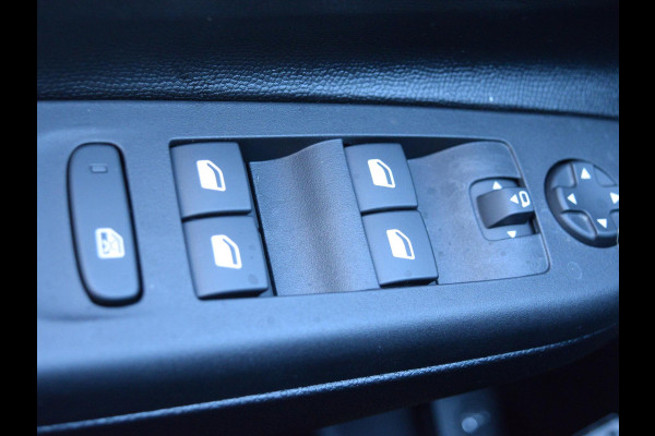 Opel Corsa 1.2 Turbo Hybrid Business Edition AIRCO | STUURVERWARMING | STOELVERWARMING | PARKEERSENSOREN MET CAMERA | NIEUW!