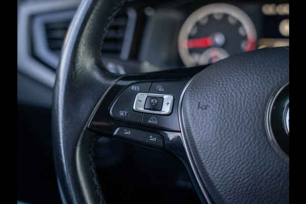 Volkswagen Polo 1.0 TSI Comfortline / Adaptive cuise / Carplay / Navi