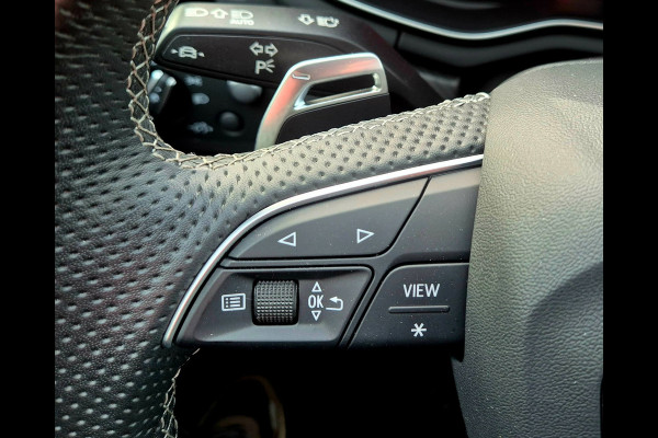 Audi A4 Avant 2.9 TFSI RS 4 quattro panodak . Head up