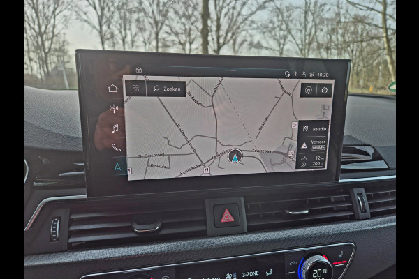 Audi A4 Avant 2.9 TFSI RS 4 quattro panodak . Head up