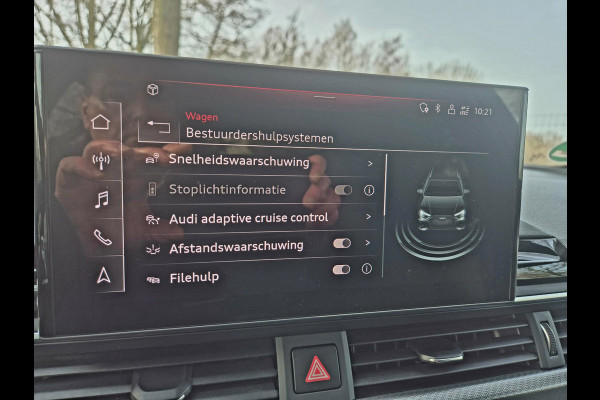 Audi A4 Avant 2.9 TFSI RS 4 quattro panodak . Head up