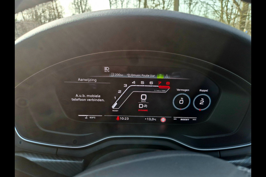 Audi A4 Avant 2.9 TFSI RS 4 quattro panodak . Head up