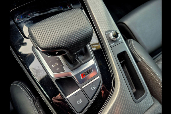 Audi A4 Avant 2.9 TFSI RS 4 quattro panodak . Head up