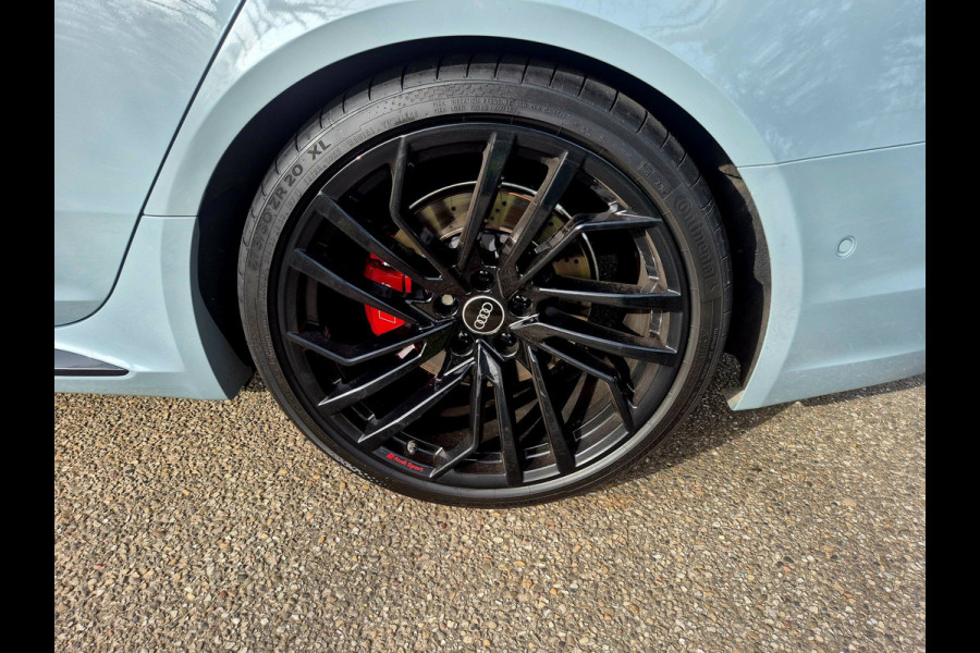 Audi A4 Avant 2.9 TFSI RS 4 quattro panodak . Head up