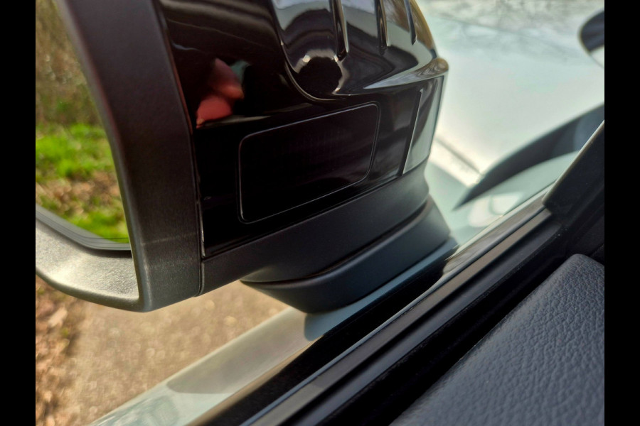 Audi A4 Avant 2.9 TFSI RS 4 quattro panodak . Head up