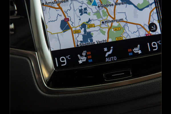 Volvo XC90 2.0 T8 Recharge B/W | LUCHTVERING | HUD | MASSAGE | PANO