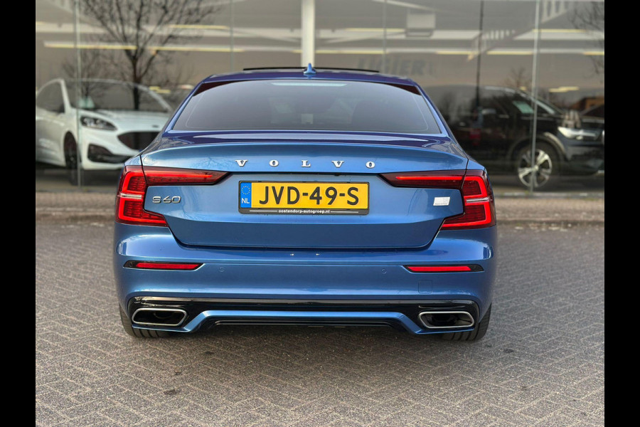 Volvo S60 2.0 Recharge T8 AWD R-Design | Panorama | Leder | LED | Trekhaak | Full Options! |