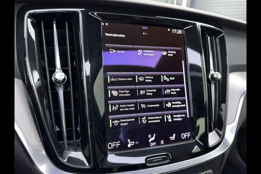 Volvo S60 2.0 Recharge T8 AWD R-Design | Panorama | Leder | LED | Trekhaak | Full Options! |