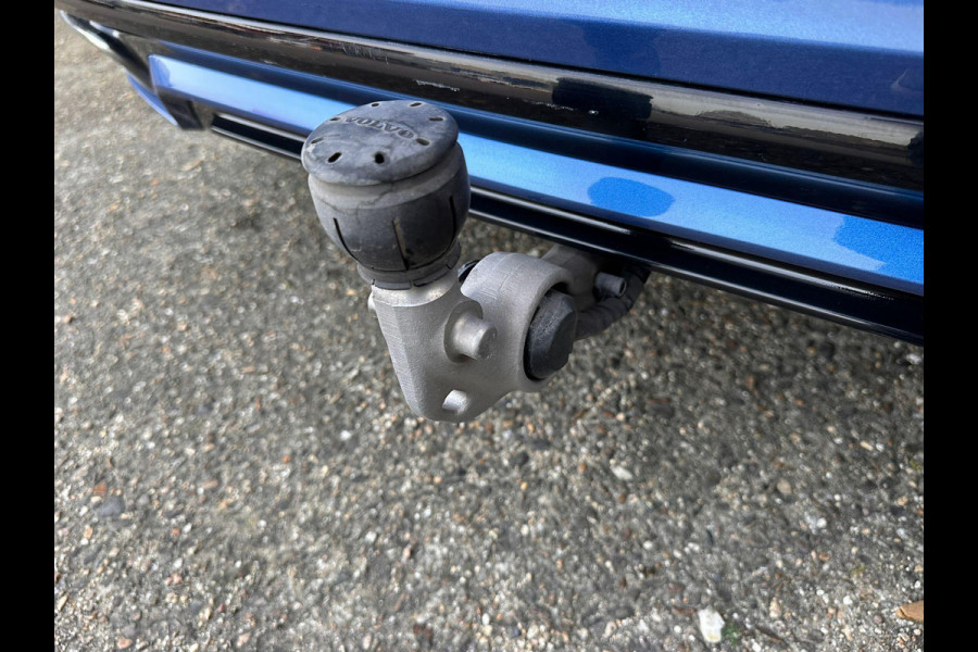 Volvo S60 2.0 Recharge T8 AWD R-Design | Panorama | Leder | LED | Trekhaak | Full Options! |