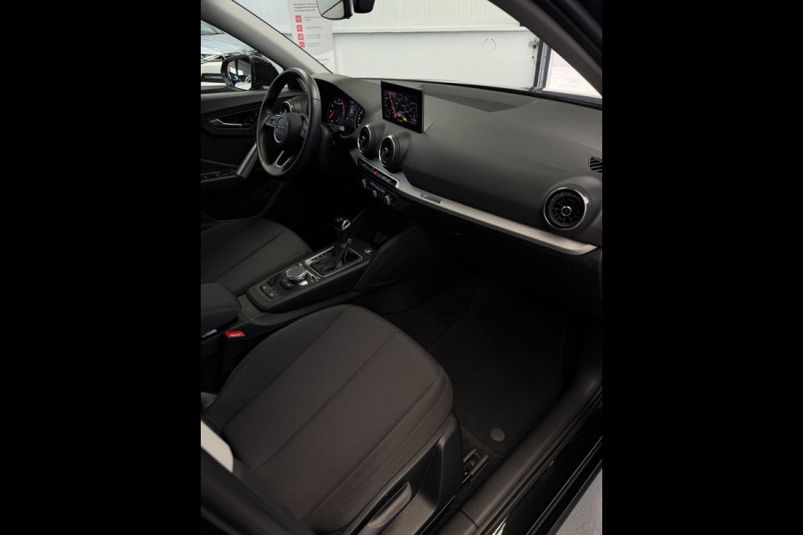 Audi Q2 35 TFSI Pro Line Camera CarPlay