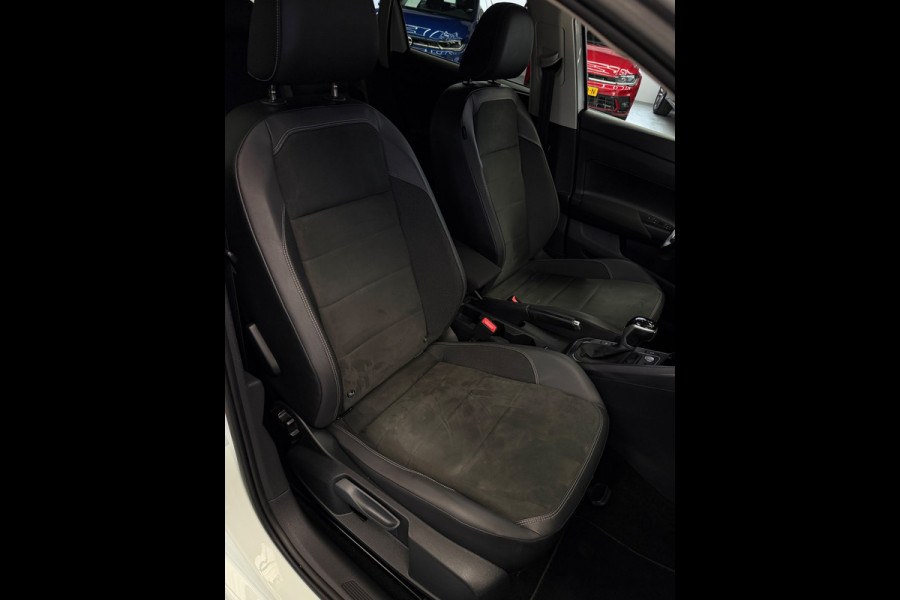 Volkswagen Polo 1.0 TSI Style CarPlay Camera IQ Lights