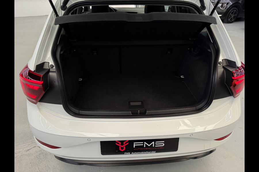 Volkswagen Polo 1.0 TSI Style CarPlay Camera IQ Lights