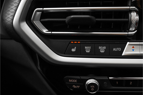 BMW X3 xDrive20i Business Edition+ M-Sport M-Stoelen Pano Laser 21"