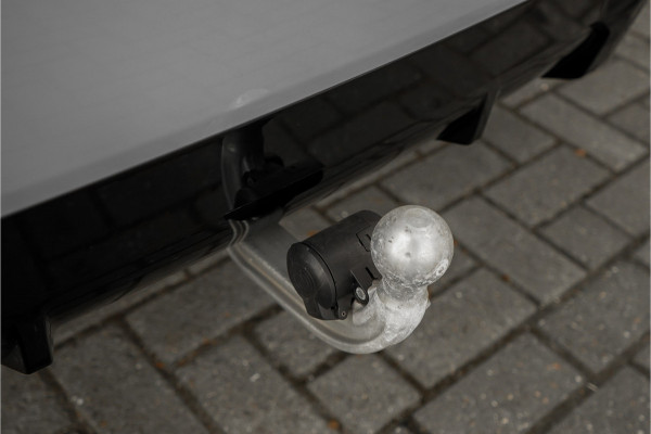 BMW X3 xDrive20i Business Edition+ M-Sport M-Stoelen Pano Laser 21"