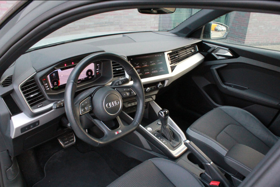 Audi A1 CITYCARVER 30 TFSI epic