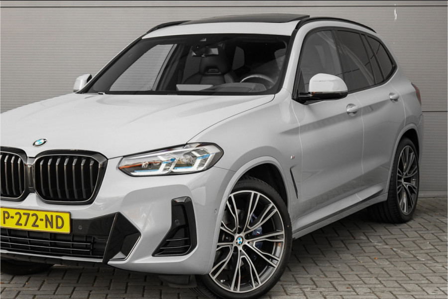 BMW X3 xDrive20i Business Edition+ M-Sport M-Stoelen Pano Laser 21"