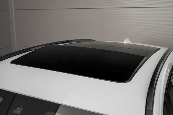 BMW X3 xDrive20i Business Edition+ M-Sport M-Stoelen Pano Laser 21"