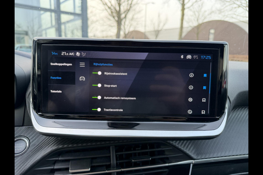 Peugeot 208 Hybrid e-DCS6 Allure RIJKLAARPRIJS | FABRIEKSGARANTIE t/m 03-2027 | TOPSTAAT! | KEYLESS ENTRY | APPLE CARPLAY-ANDROID AUTO| PARKEERSENSOREN VOOR EN ACHTER |