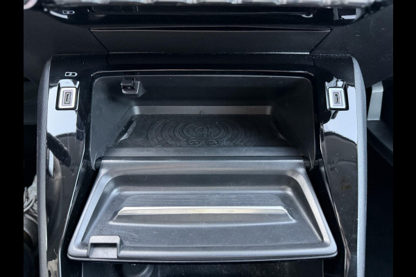Peugeot 208 Hybrid e-DCS6 Allure RIJKLAARPRIJS | FABRIEKSGARANTIE t/m 03-2027 | TOPSTAAT! | KEYLESS ENTRY | APPLE CARPLAY-ANDROID AUTO| PARKEERSENSOREN VOOR EN ACHTER |