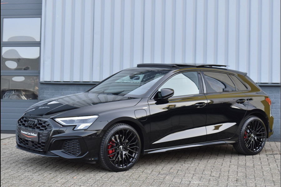 Audi A3 Sportback 45 TFSI e S-Line 245 Pk Pano RS-Stoel Camera RS3 Sfeer 19 Inch