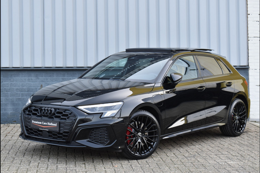 Audi A3 Sportback 45 TFSI e S-Line 245 Pk Pano RS-Stoel Camera RS3 Sfeer 19 Inch