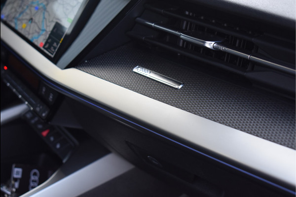 Audi A3 Sportback 45 TFSI e S-Line 245 Pk Pano RS-Stoel Camera RS3 Sfeer 19 Inch