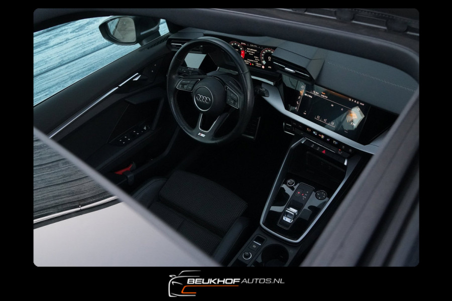 Audi A3 Sportback 30 TFSI S-Line Maxton Panorama Leer 19Inch