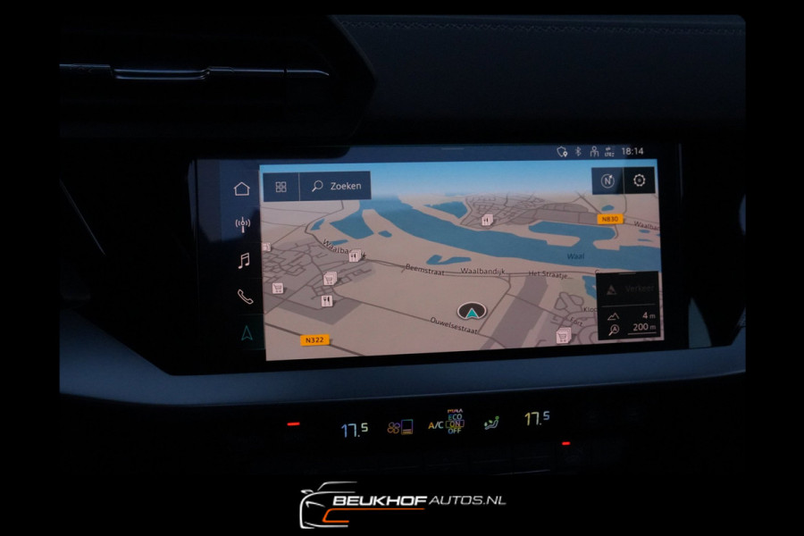 Audi A3 Sportback 30 TFSI S-Line Maxton Panorama Leer 19Inch