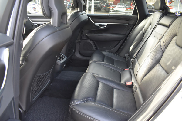 Volvo V90 Cross Country T5 250PK AWD Automaat Pro | Carplay | Panodak | BLIS | 360 Camera | ACC | Keyless | 20'' |
